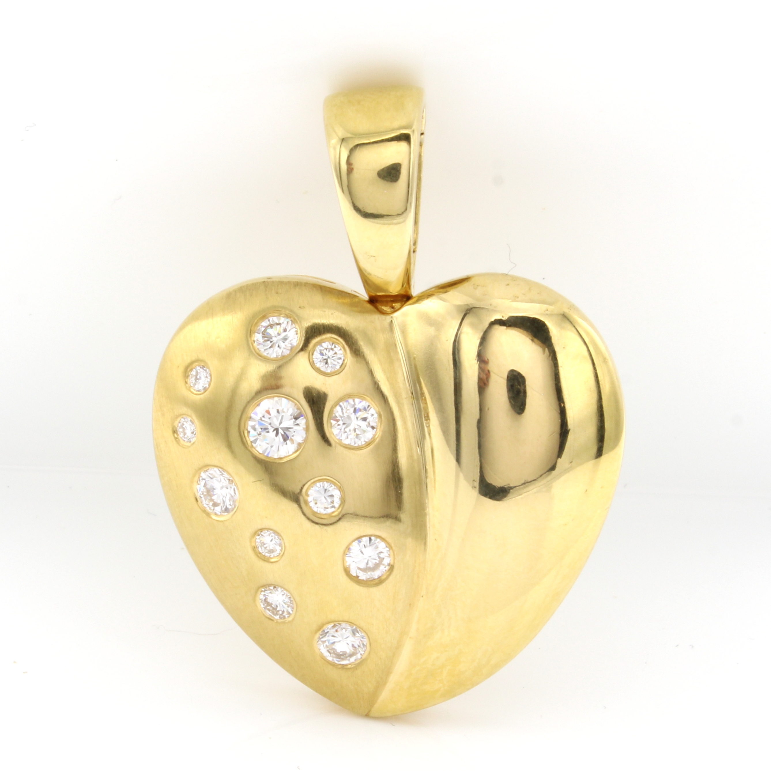 Image 27040988 - Clip-Anhänger ´Herz´ mit Brillanten, GG 750/000, 12 Brill. zus. ca. 1 ct feines ...