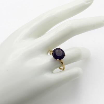 27040949b - Ring mit Amethyst, GG 585/000, runder Amethyst in Krappenfassung ca. 4.93 ct, RW ca. 55 ...
