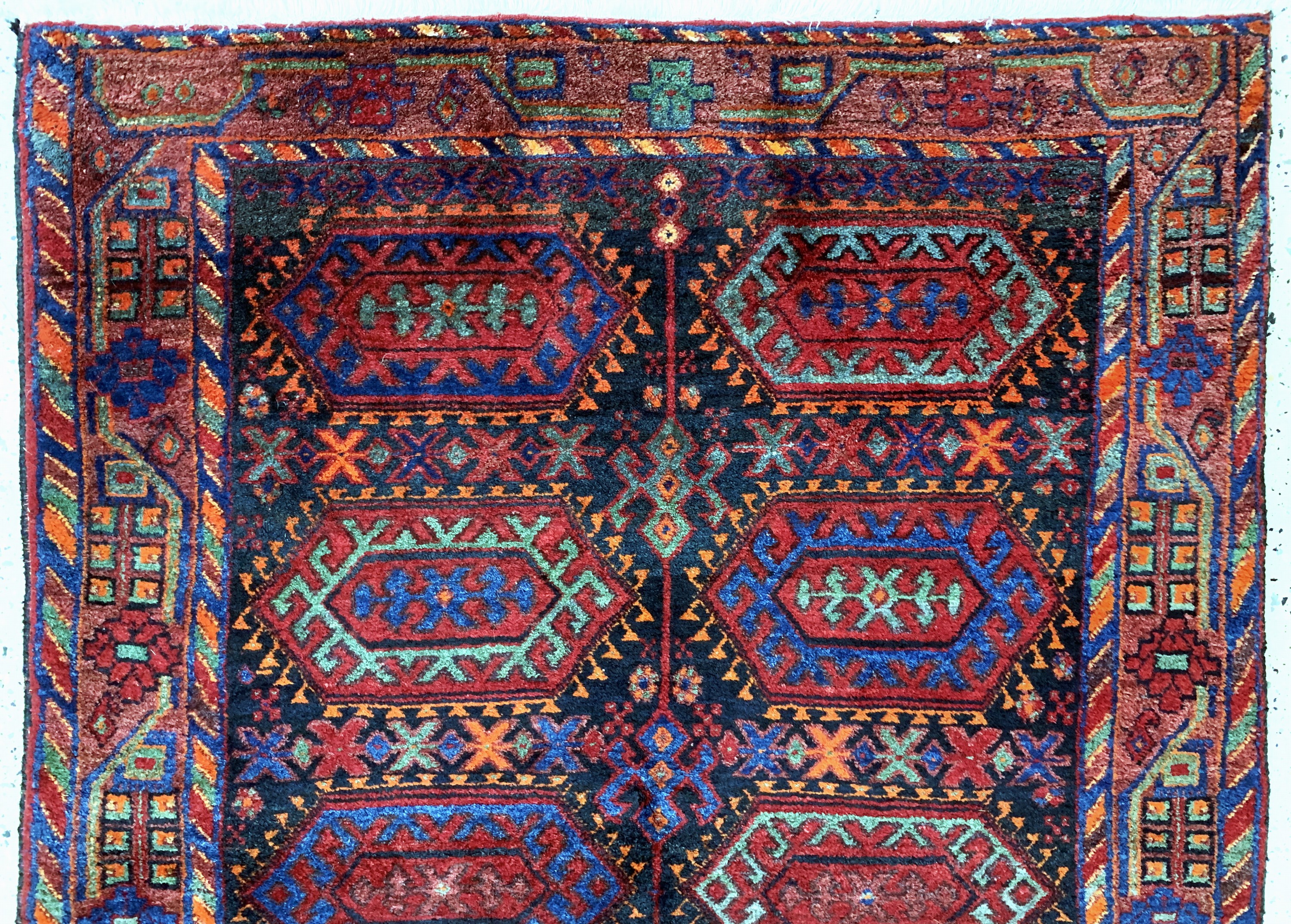 Detail a: Kordi alt, Persien, Mitte 20.Jhd, Wolle aufBaumwolle, ca. 308 x 142 cm, EHZ: 2