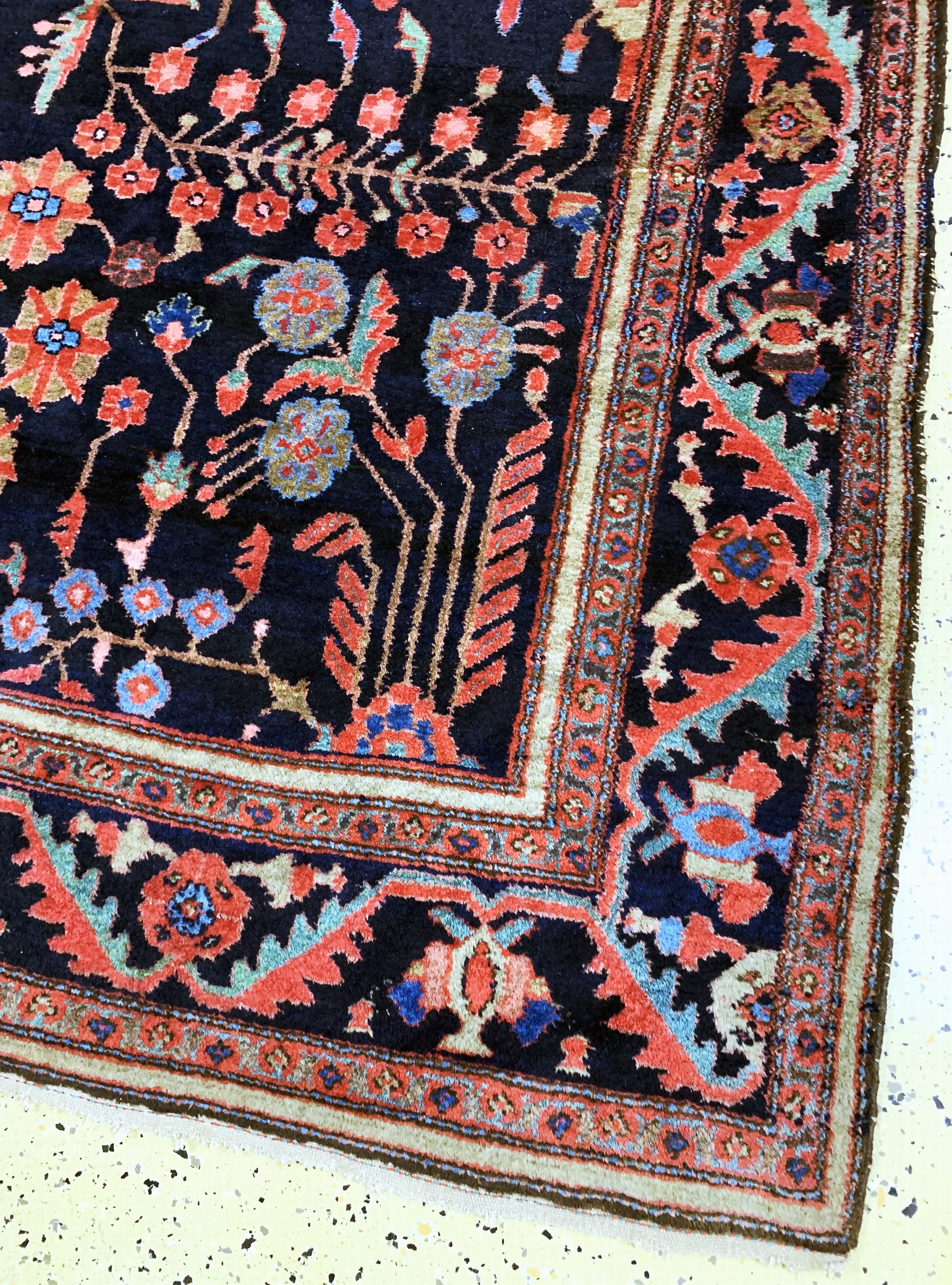 Detail a: Lilian alt, Persien, Anfang 20.Jhd, Wolle auf Baumwolle, ca. 354 x 209 cm, EHZ: 2