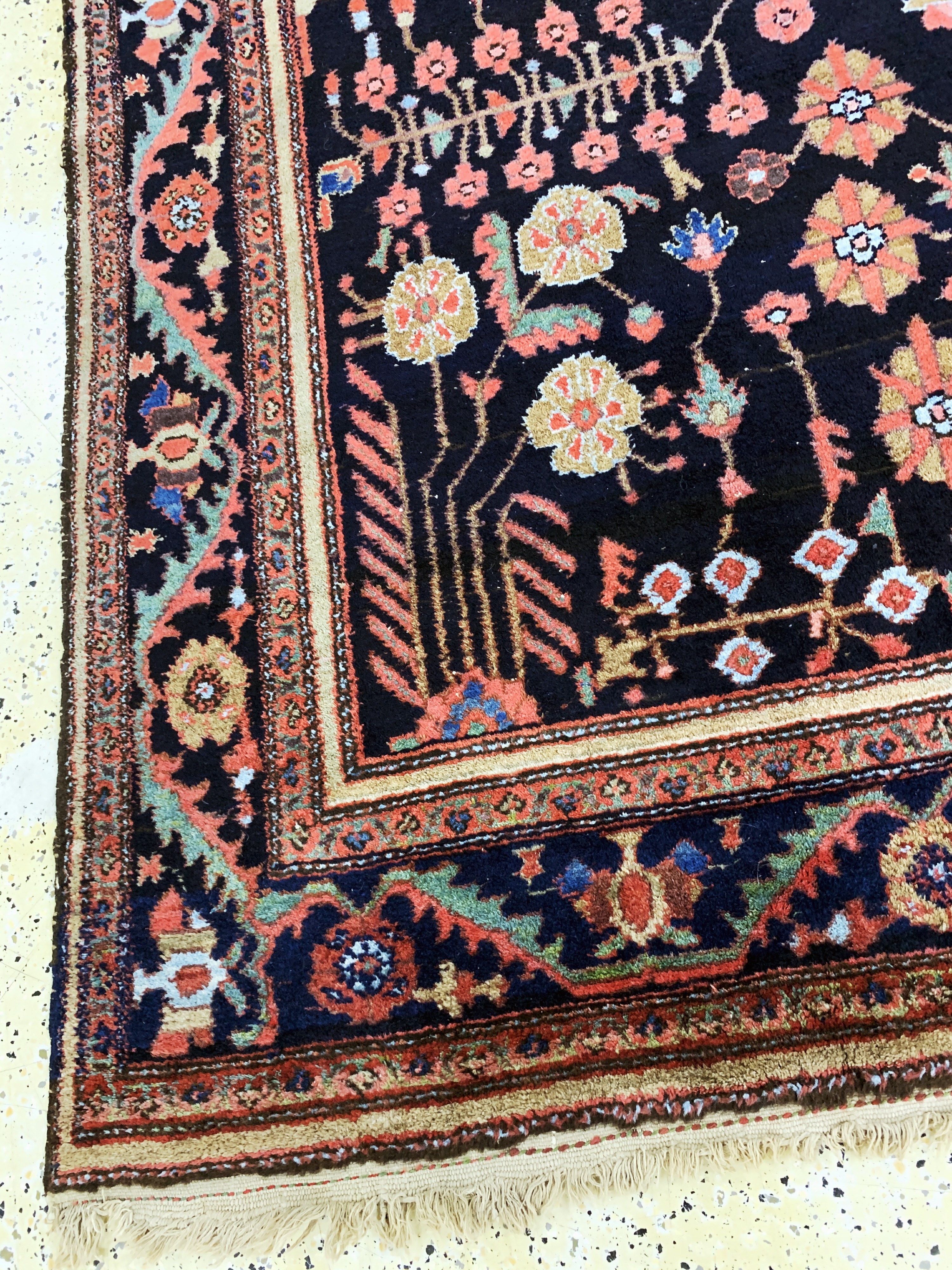 Detail h: Lilian alt, Persien, Anfang 20.Jhd, Wolle auf Baumwolle, ca. 354 x 209 cm, EHZ: 2
