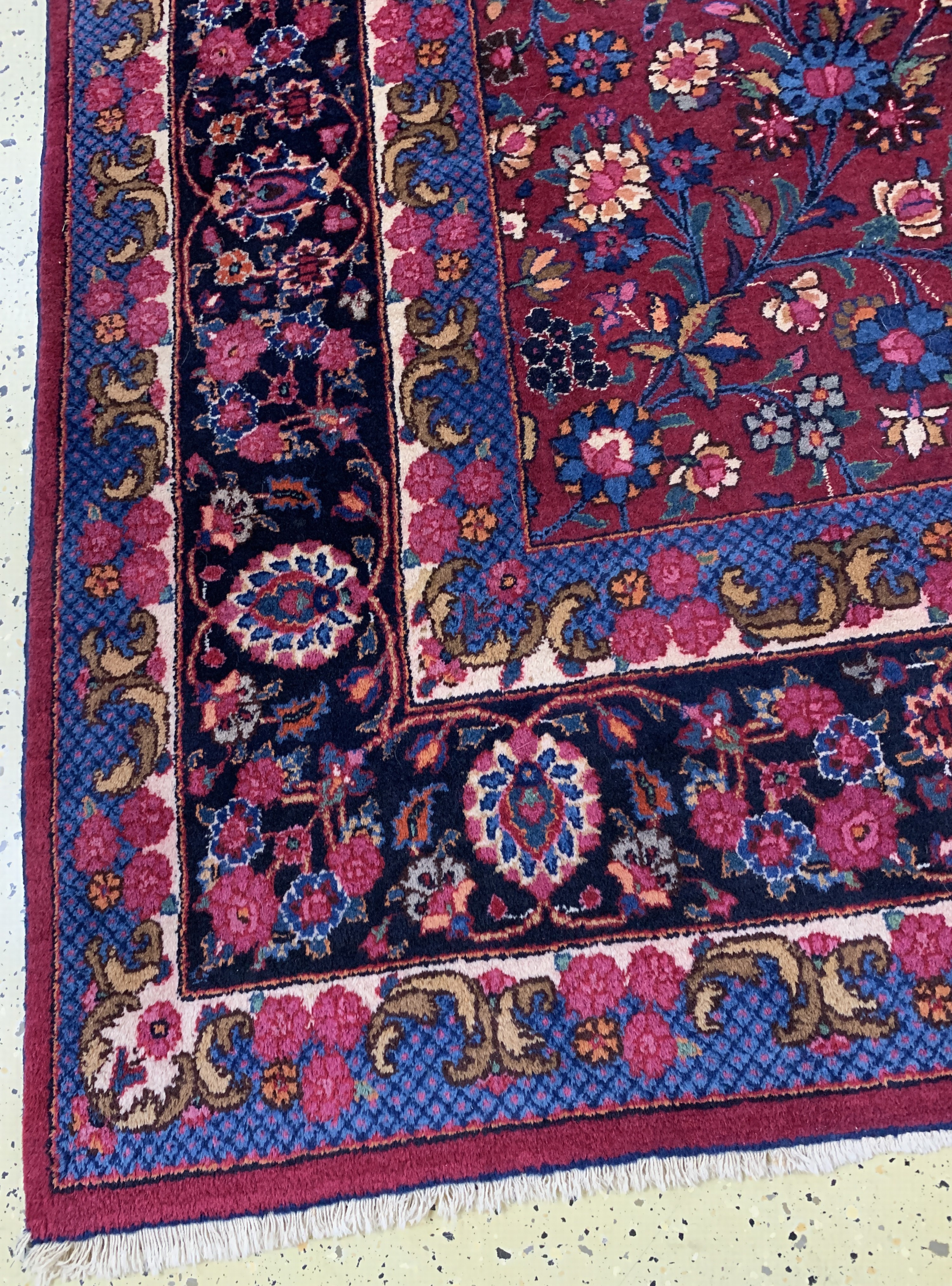 Detail c: Mesched signiert, Persien, Mitte 20.Jhd, Wolle auf Baumwolle, ca. 350 x 256 cm, EHZ: 2