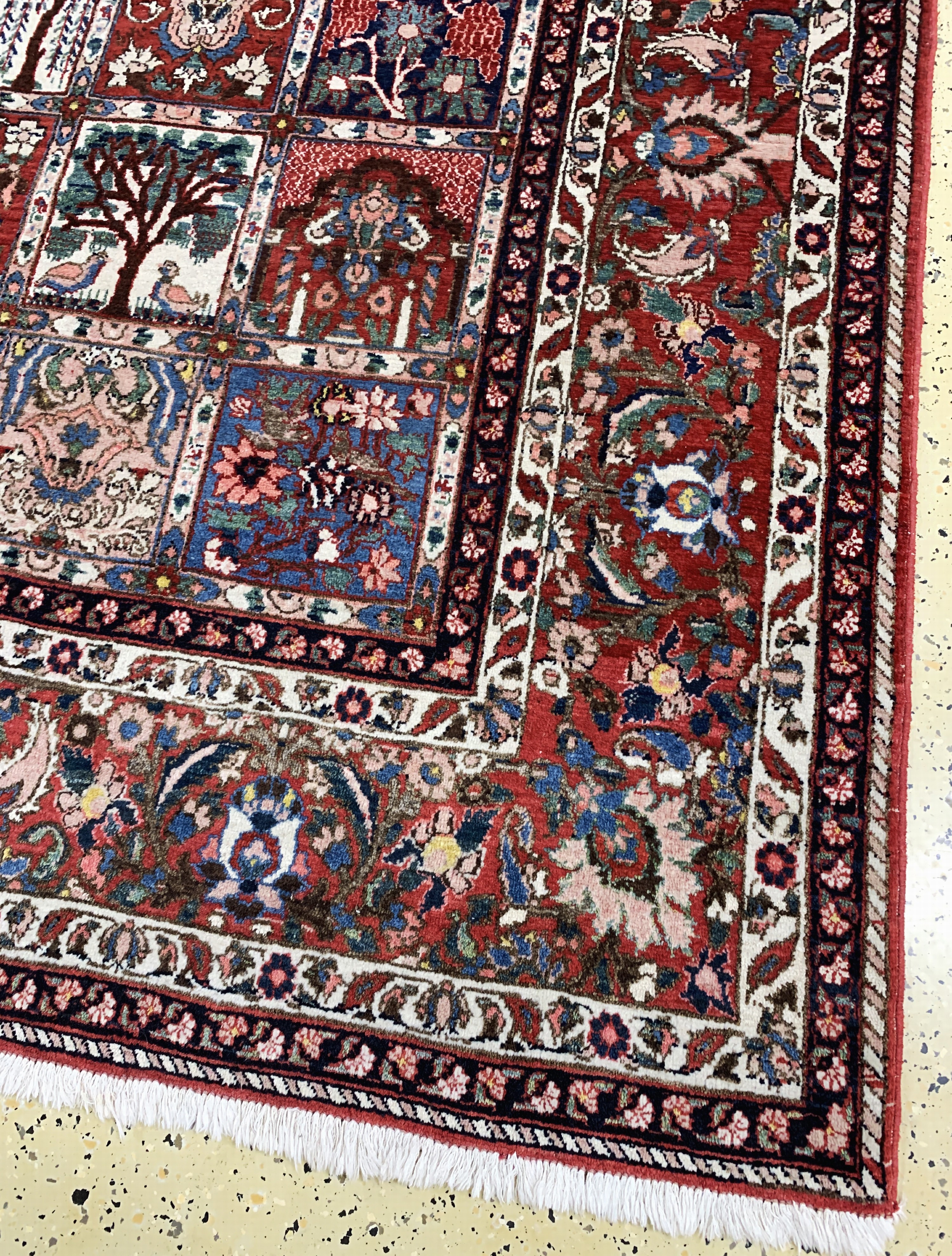 Detail a: Felder Bachtiar fein, Persien, Mitte 20.Jhd, Wolle auf Baumwolle, ca. 388 x 308 cm,EHZ: 2