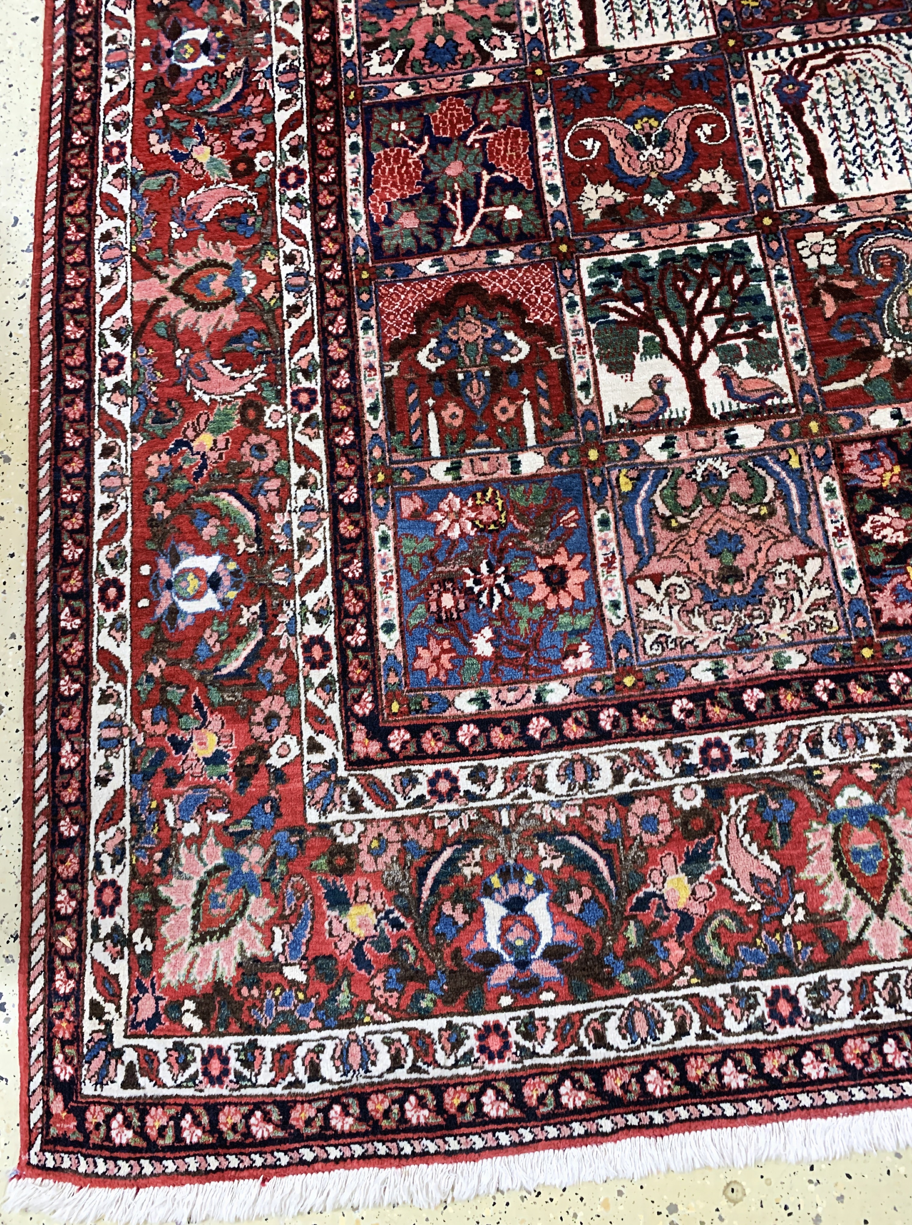 Detail c: Felder Bachtiar fein, Persien, Mitte 20.Jhd, Wolle auf Baumwolle, ca. 388 x 308 cm,EHZ: 2
