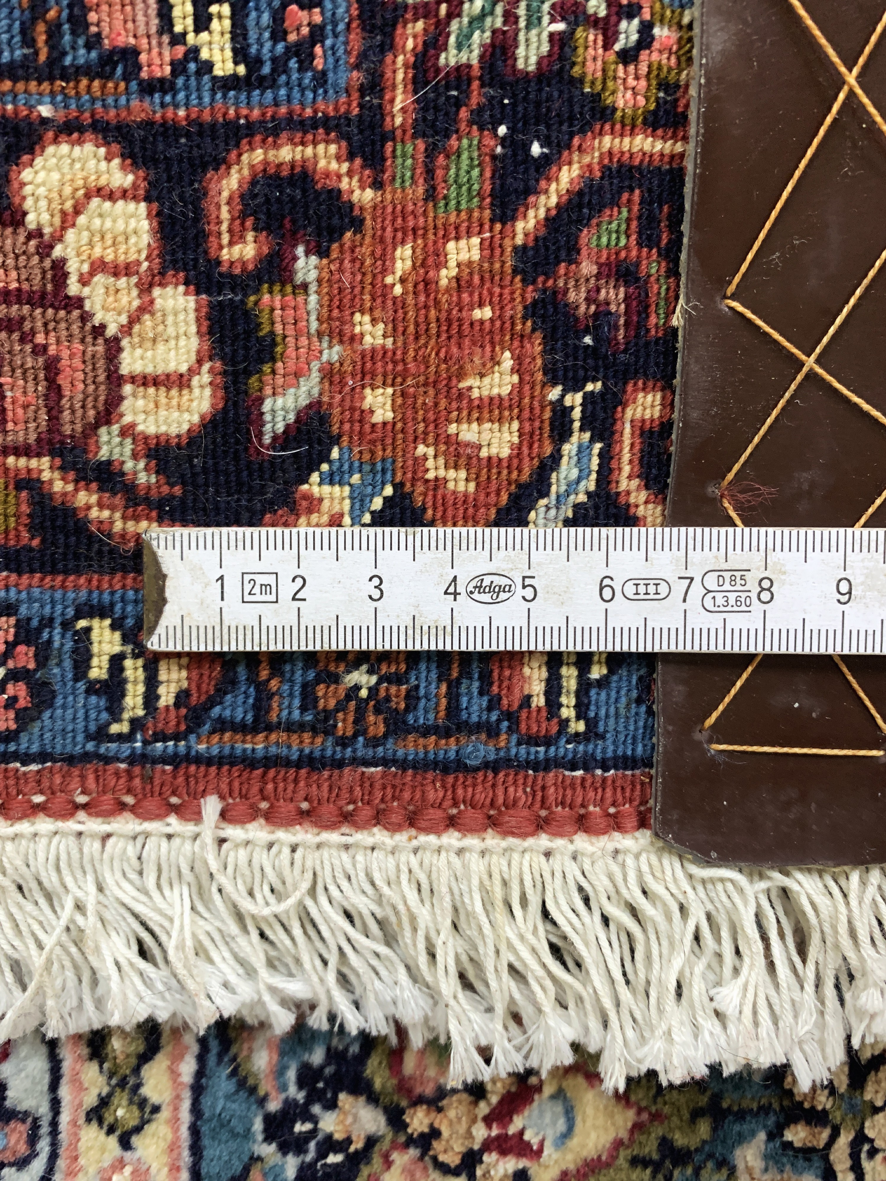 Detail d: Bidjar fein, Persien, Ende 20.Jhd, Korkwolle mit Seide, ca. 207 x 75 cm, EHZ: 2