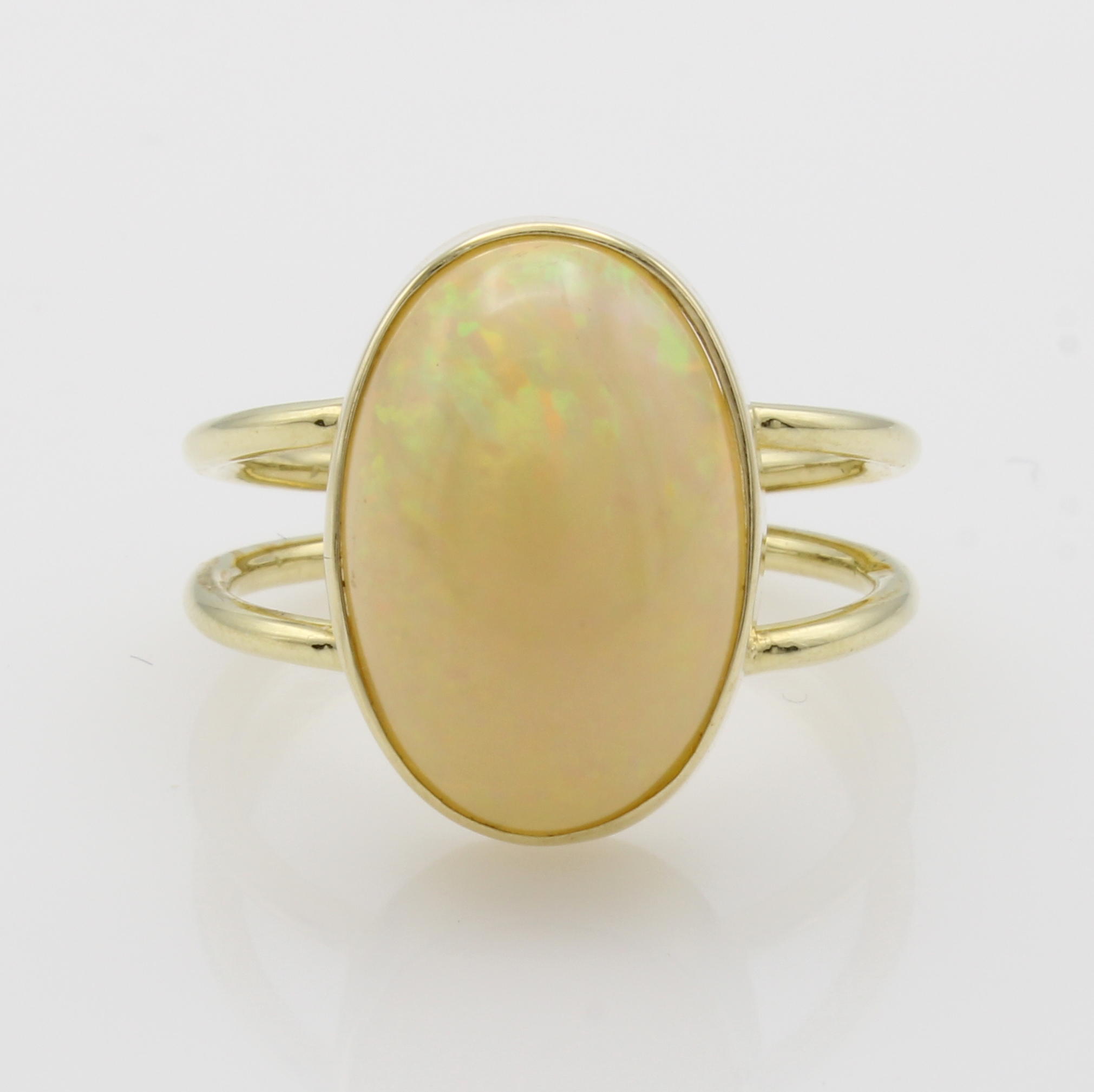 Image 27041045 - Ring mit Opal, GG 585/000, ovaler Opal in glatter Fassung ca. 5.3 ct, 2-rhg. Schiene, RW ...