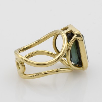 27041001a - Ring mit Turmalin, GG 750/000, achteckiger, grüner Turmalin ca. 11.5 ct, 2-rhg. ...