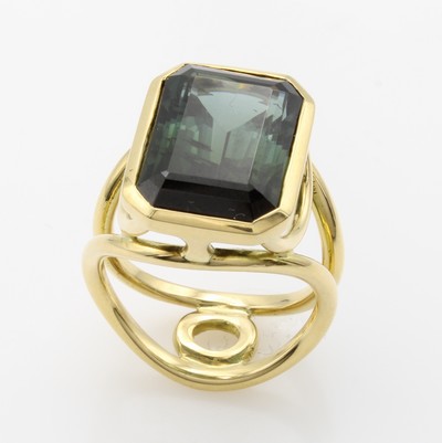 27041001b - Ring mit Turmalin, GG 750/000, achteckiger, grüner Turmalin ca. 11.5 ct, 2-rhg. ...