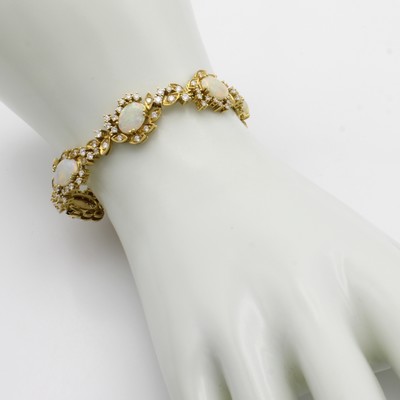 27041050a - Armband mit Opalen und Brillanten, GG 750/ 000, ovale Opale zus. ca. 9.49 ct, Brill. ...