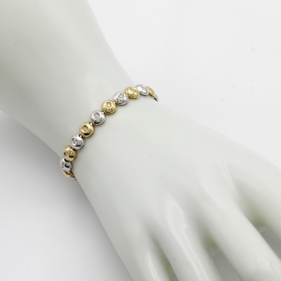 27041163a - Armband mit Brillanten, GG/WG 585/000, Brill. zus. ca. 0.30 ct Weiß/si, Kastenschl. m. ...