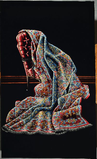 27041203k - Parinaz Bajalanlou, geb. 1985, iranische Künstlerin, Teppich auf Stuhl drapiert, ...