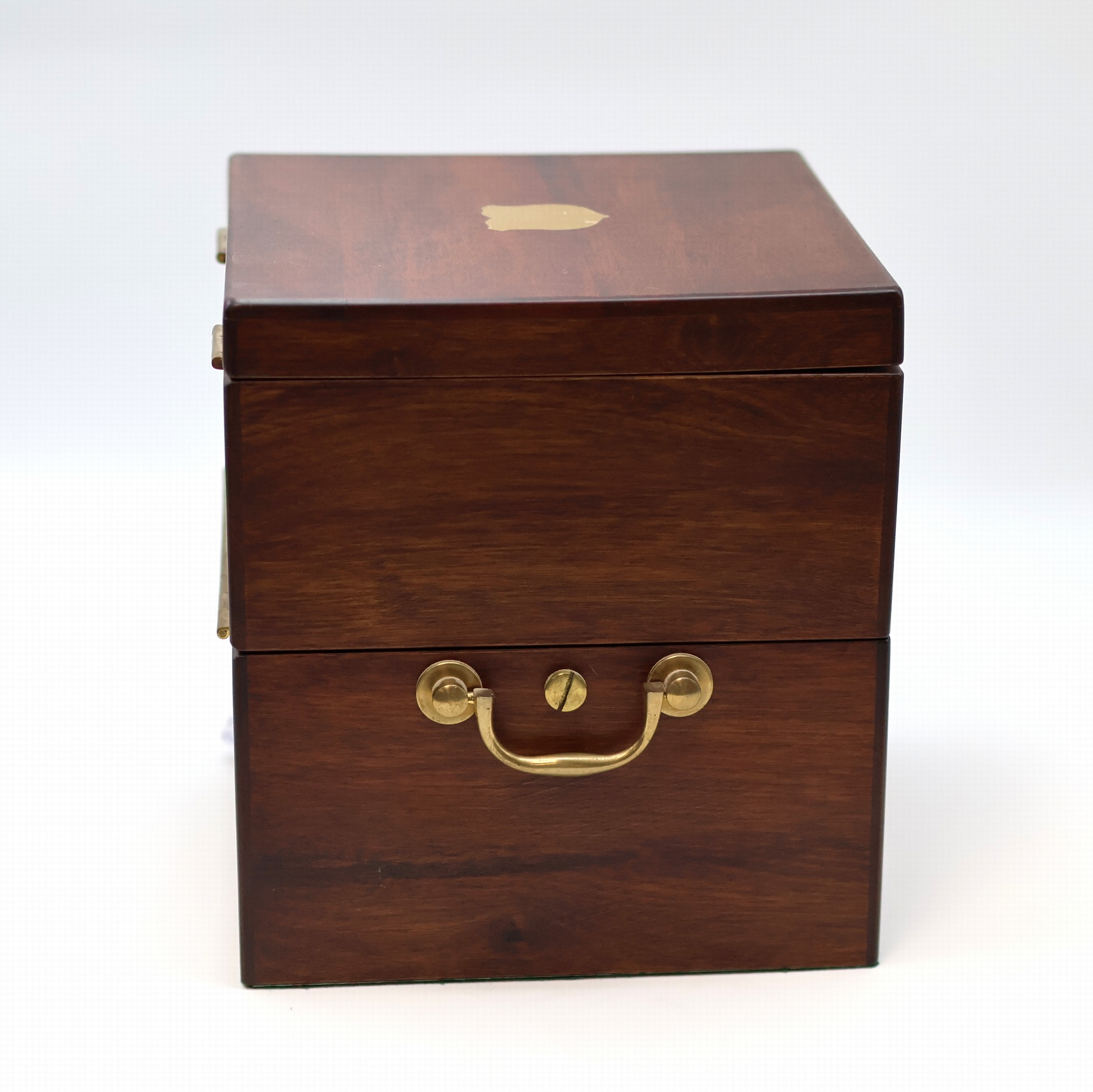 Detail c: A. LANGE & SÖHNE frühes Marinechronometer Nr. 427 in späterer Holzkiste, Deutschland um 1920, kardanisch aufgehängtes Messinggeh., vergl. ...