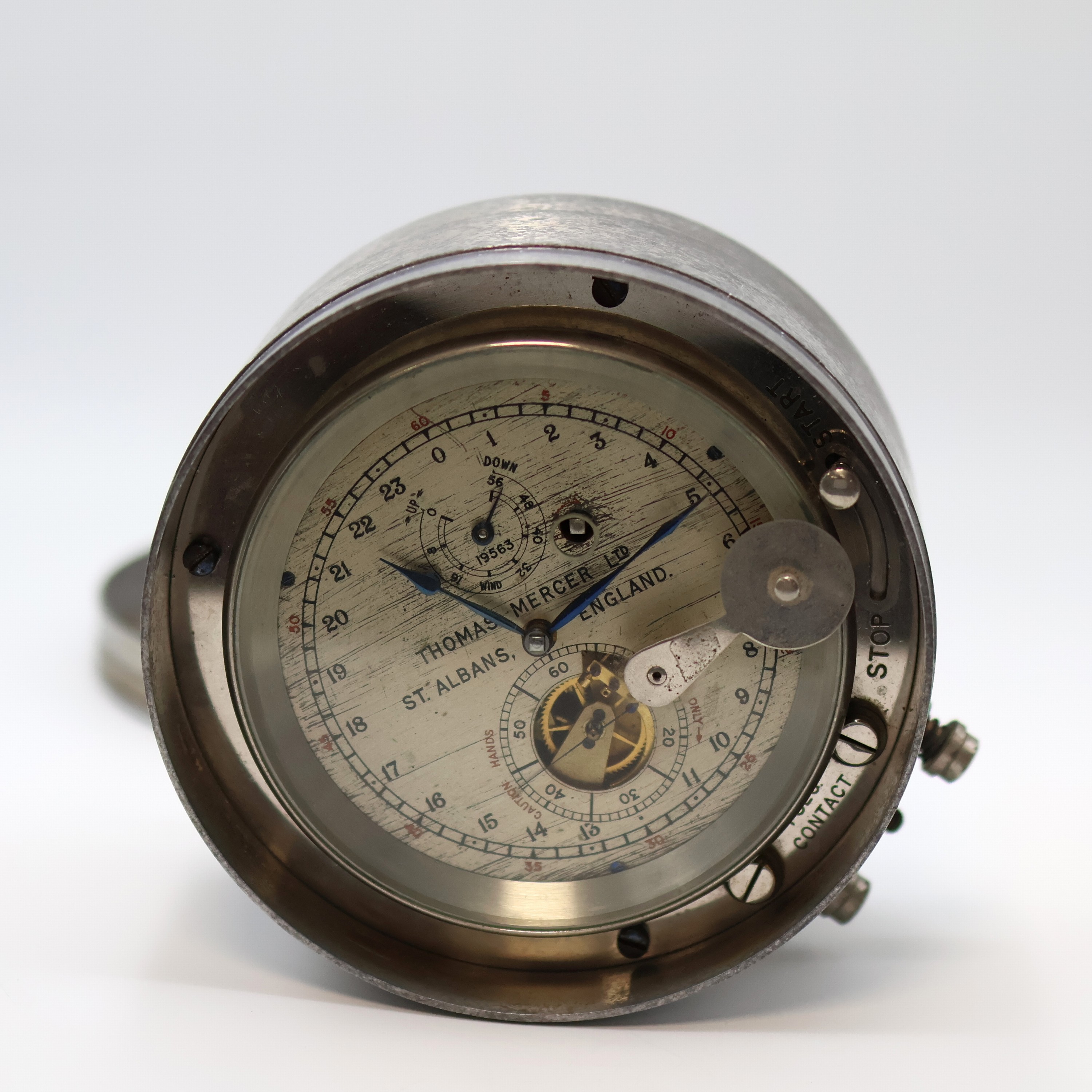 Detail c: THOMAS MERCER Vermessungschronometer in Aluminium Gehäuse, England um 1945, 2-tlg. Geh., seitl. anges. Kontakt-Anschlüsse, einges. Werk m. ...