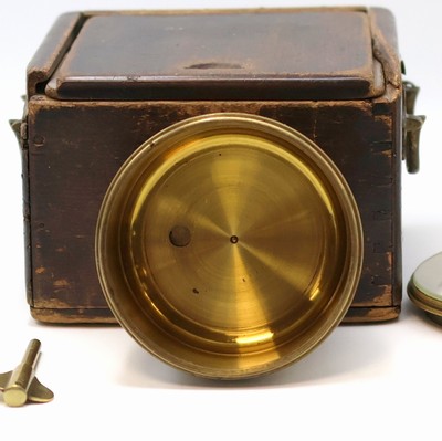 27041612f - A. ERICSSON St.Petersburg Nr. 87 Expeditions- Chronometer im original Holzkasten, ...