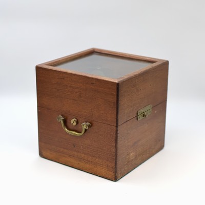 27041632b - GUB Marinechronometer Nr. 2972 im späteren Gehäuse/Holzkasten, DDR um 1955, 2-tlg. ...