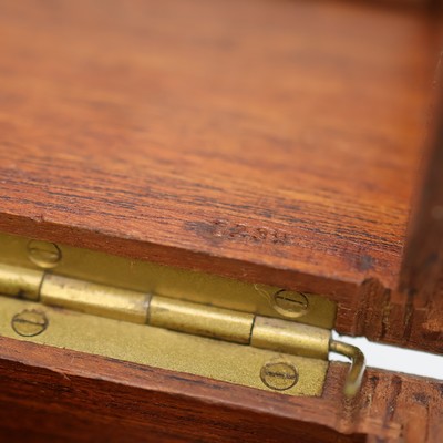 27041632j - GUB Marinechronometer Nr. 2972 im späteren Gehäuse/Holzkasten, DDR um 1955, 2-tlg. ...