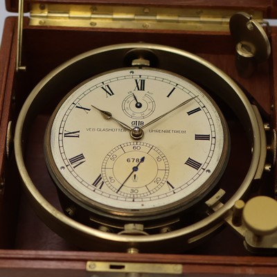 27041638c - GUB Marinechronometer im späteren Holzkasten, DDR um 1960, 2-tlg. vergl. Holzkasten ...