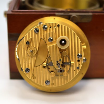 27041661e - 1. Moscow Watch Factory ship´s chronometer no. 2422 of the tanker ´Leninsk´, USSR around ...