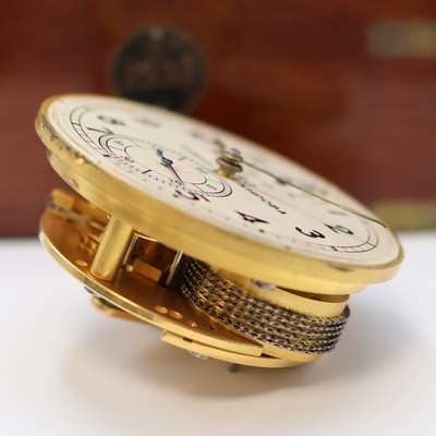 27041662h - 1. Moskauer Uhrenfabrik Marinechronometer Nummer 2530, UDSSR um 1957, 3-tlg. Holzkasten, ...
