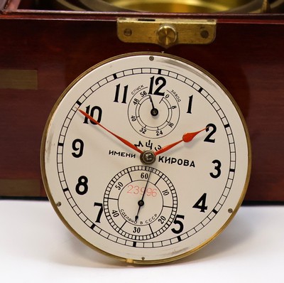 27041668d - 1. Moskauer Uhrenfabrik Marinechronometer Nr. 23996, UDSSR um 1977, 3-tlg. Holzbox, ...