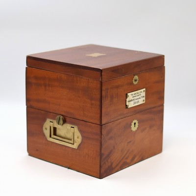 27041669c - Th. KNOBLICH Inhab. A.Meier, Hamburg früher Altona Marinechronometer Nr. 3048, England/ ...