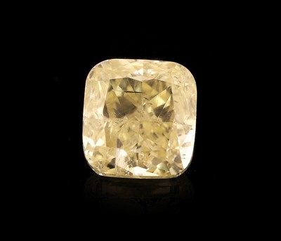 27041675a - Loser Diamant 0.72 ct Natural Fancy light Yellow, modified square cushion cut, IGI ...