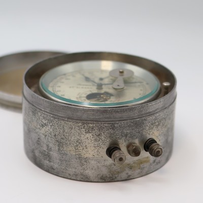 27041680b - THOMAS MERCER Vermessungschronometer in Aluminium Gehäuse, England um 1945, 2-tlg. ...
