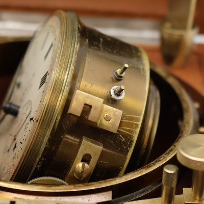 27041685d - ULYSSE NARDIN ship´s chronometer number 2690, successfully testet at the observatory ...