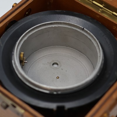 27041688j - WEMPE ship´s chronometer with lever escapement, Germany around 1942, two piece ...