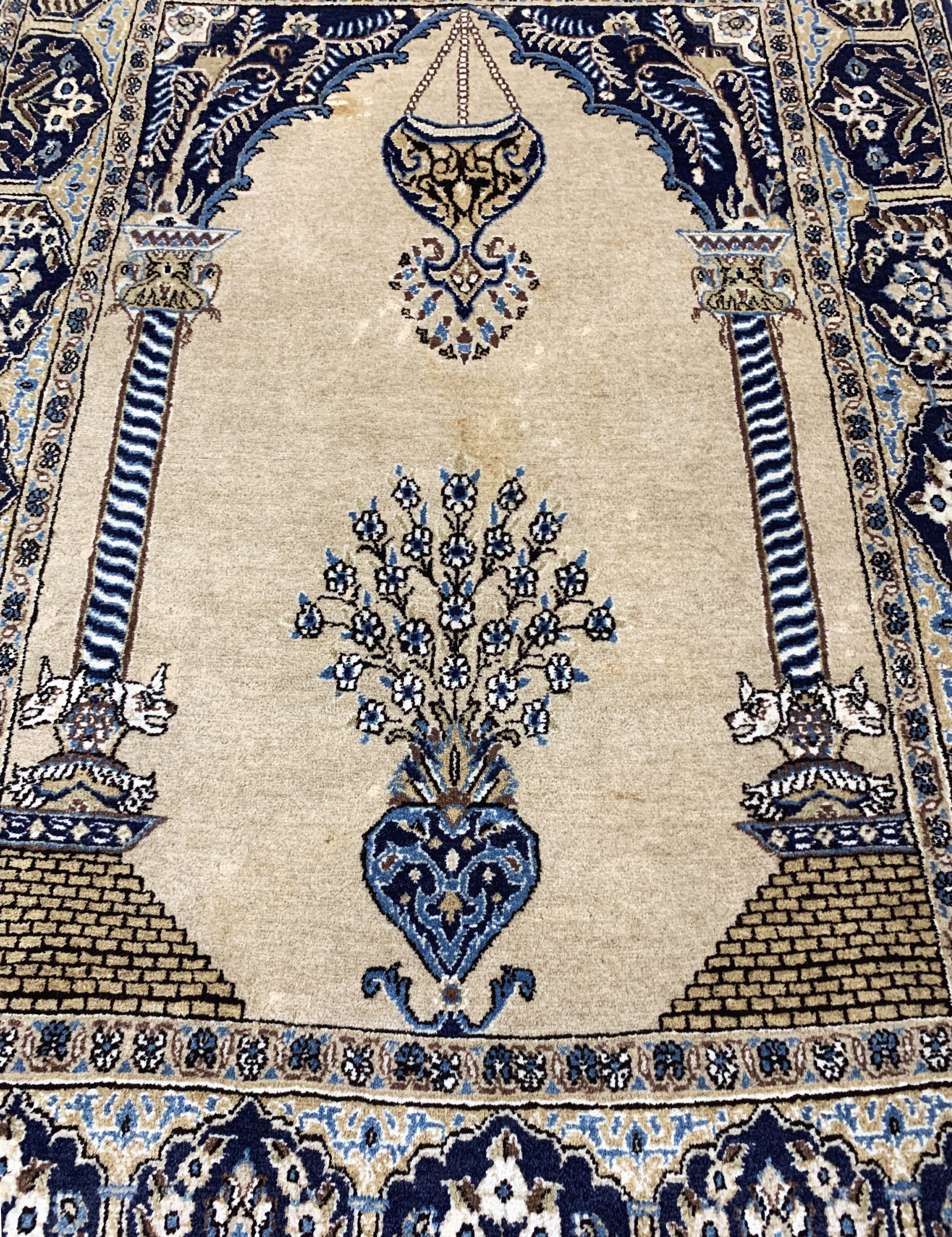 Detail g: 2 Lots Esfahan fein Persien, Mitte 20.Jhd, Korkwolle auf Seide, ca. 182 x 109 cm, EHZ: 2(fleckig & Abrasch), Ghom, Persien, Wolle aufBaumwolle, ca. ...