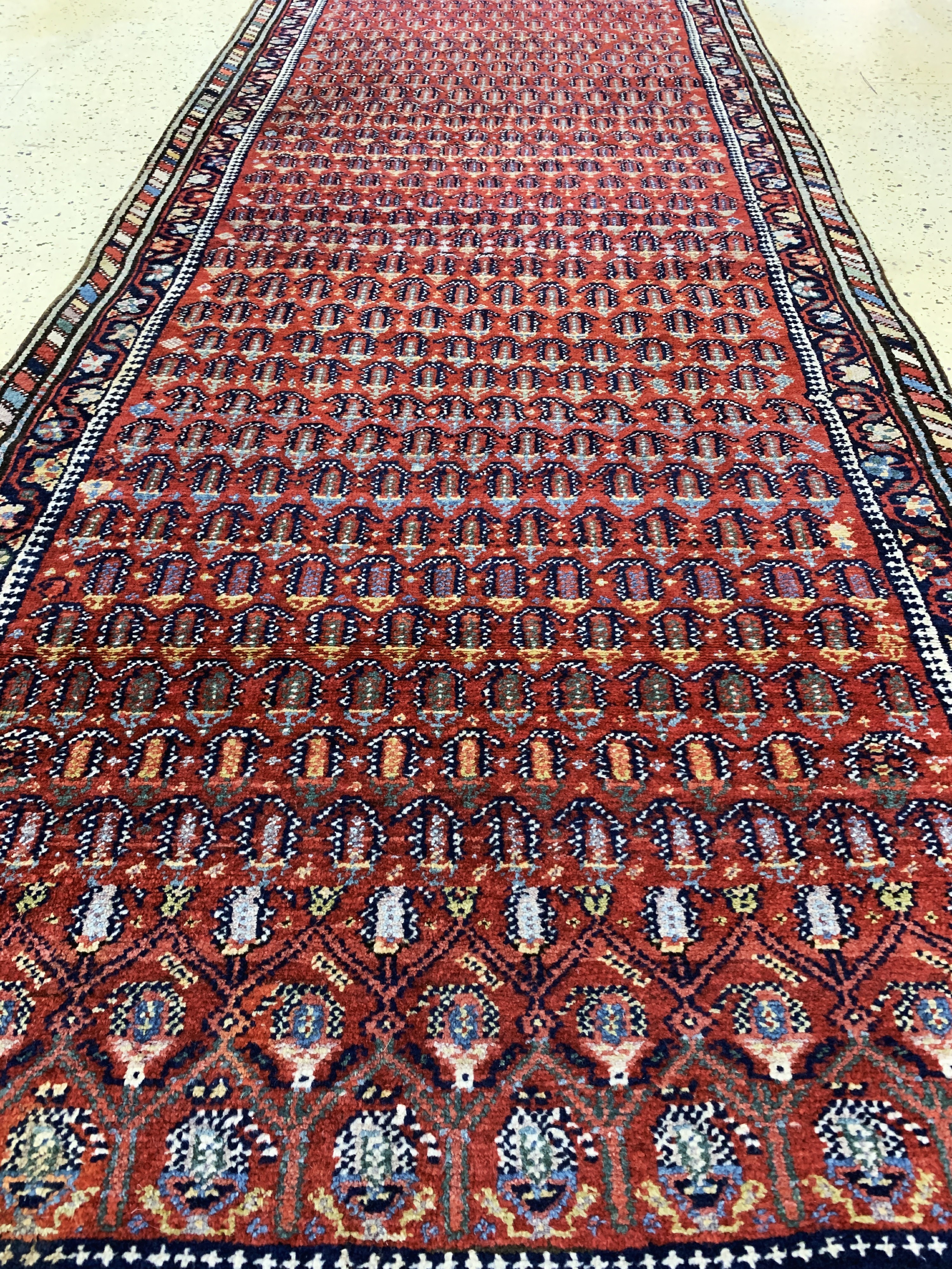 Detail e: Shahsawan antik, Persien, um 1900, Wolle auf Baumwolle, ca. 370 x 106 cm, EHZ: 2