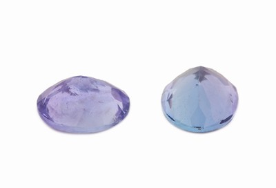 27041759a - Lot 2 lose Tansanite, zus. ca. 1.76 ct, ovalfacett. Schätzpreis: 480, - EUR