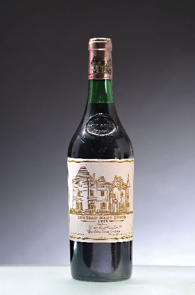 Image 1 Flasche 1979 Chateau Haut Brion, Premier Cru Pessac-Leognan, Graves, ca. 750ml, ...