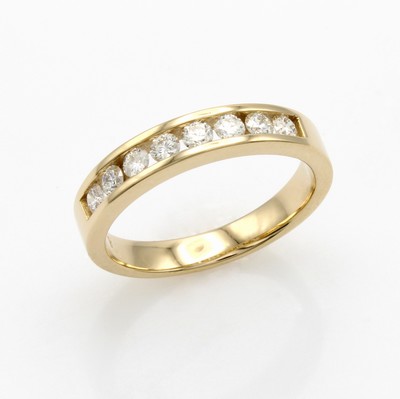 27041788a - Ring mit Brillanten, GG 585/000, 8 Brill. in Kanalfassung zus. ca. 0.50 ct ...