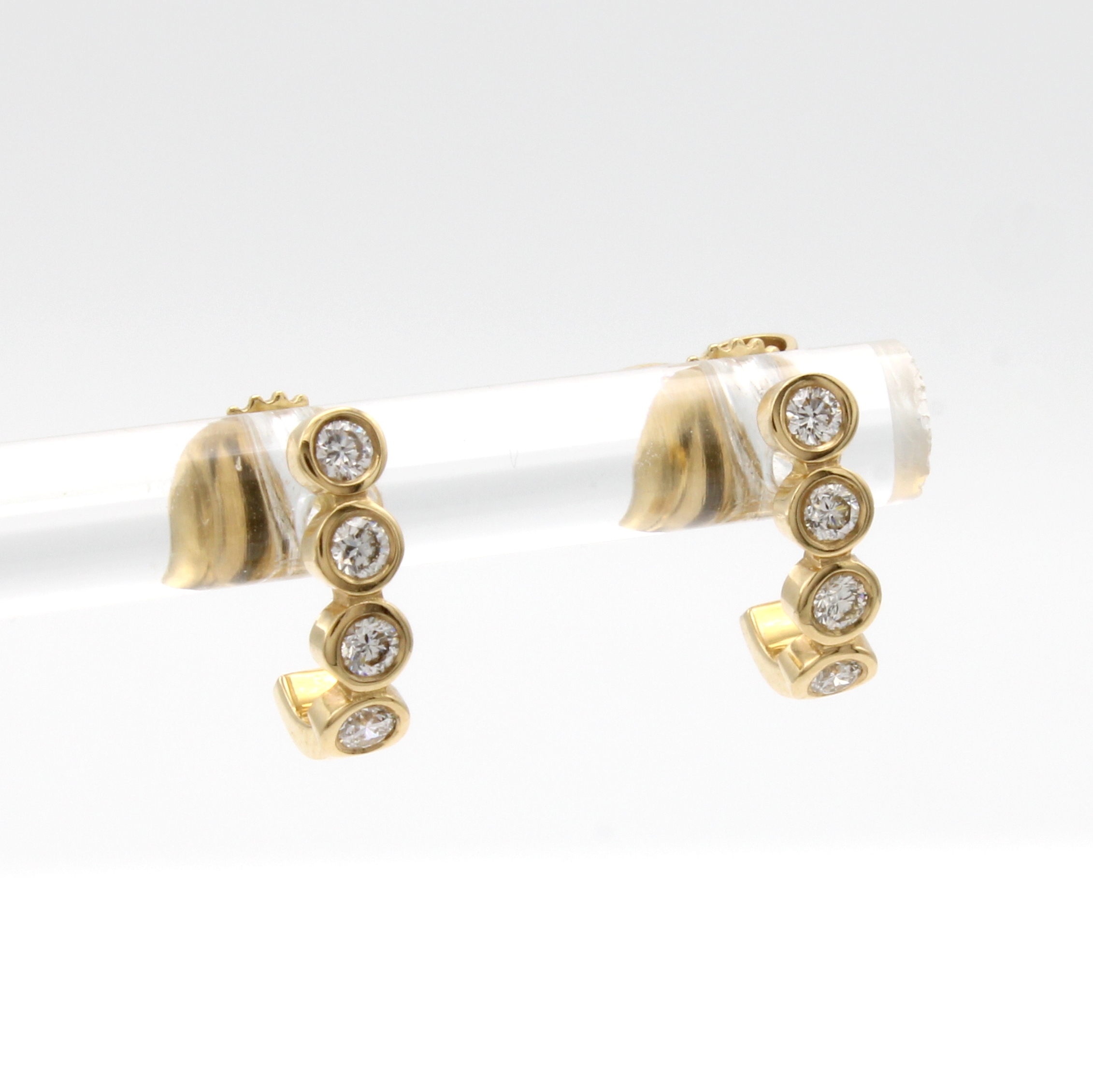 Image 27041985 - Paar Steckcreolen mit Brillanten, GG 585/000, 8 Brill. in Zargenf. zus. ca. 0.20 ct ...