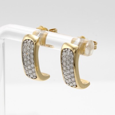 27041986a - Paar Steckcreolen mit Brillanten, GG 585/000, 44 Brill. zus. ca. 0.50 ct Weiß/si ...