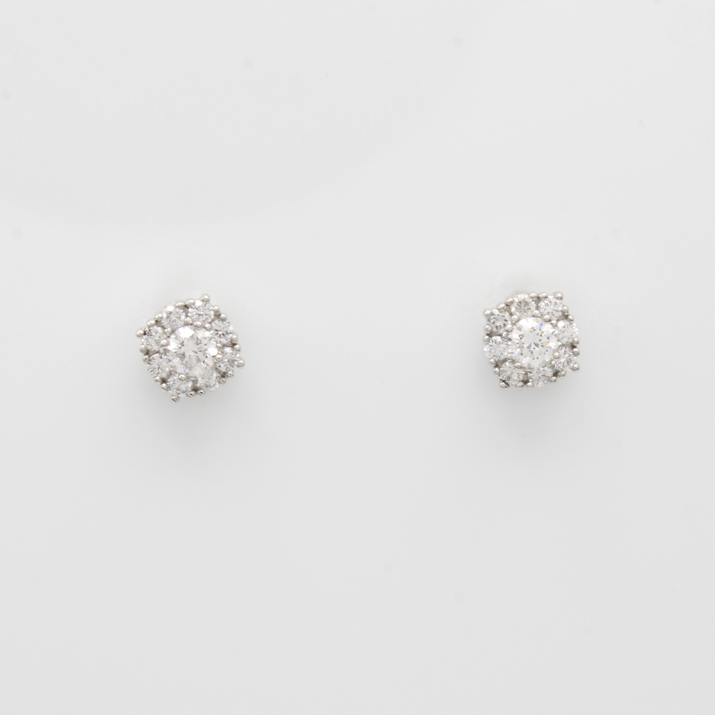 Image 27042087 - Paar Ohrstecker mit Brillanten, WG 585/000, 2 Brill. mittig gef. zus. ca. 0.20 ct ...