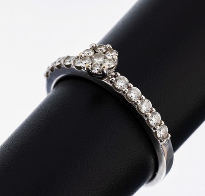 Image 14 kt Gold Brillant-Ring, WG 585/000, 17 Brillanten zus. ca. 0.46 ct Weiß/si, RW 58, ...