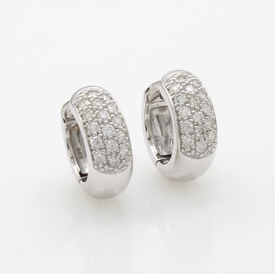 27042067a - Paar Klappcreolen mit Brillanten, WG 585/000, 32 Brill. zus. ca. 0.50 ct ...