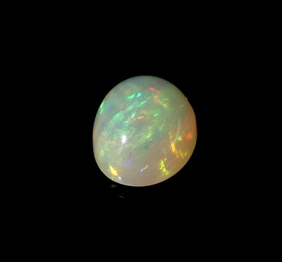 Image Loser Opalcabochon, oval, ca. 2.10 ct, sehr schönes Farbspiel Schätzpreis: 400, - EUR