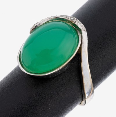 Image 14 kt Gold Chrysopras-Diamant-Ring, WG 585/000, mittig ovaler Chrysopras-Cabochon, 4 ...