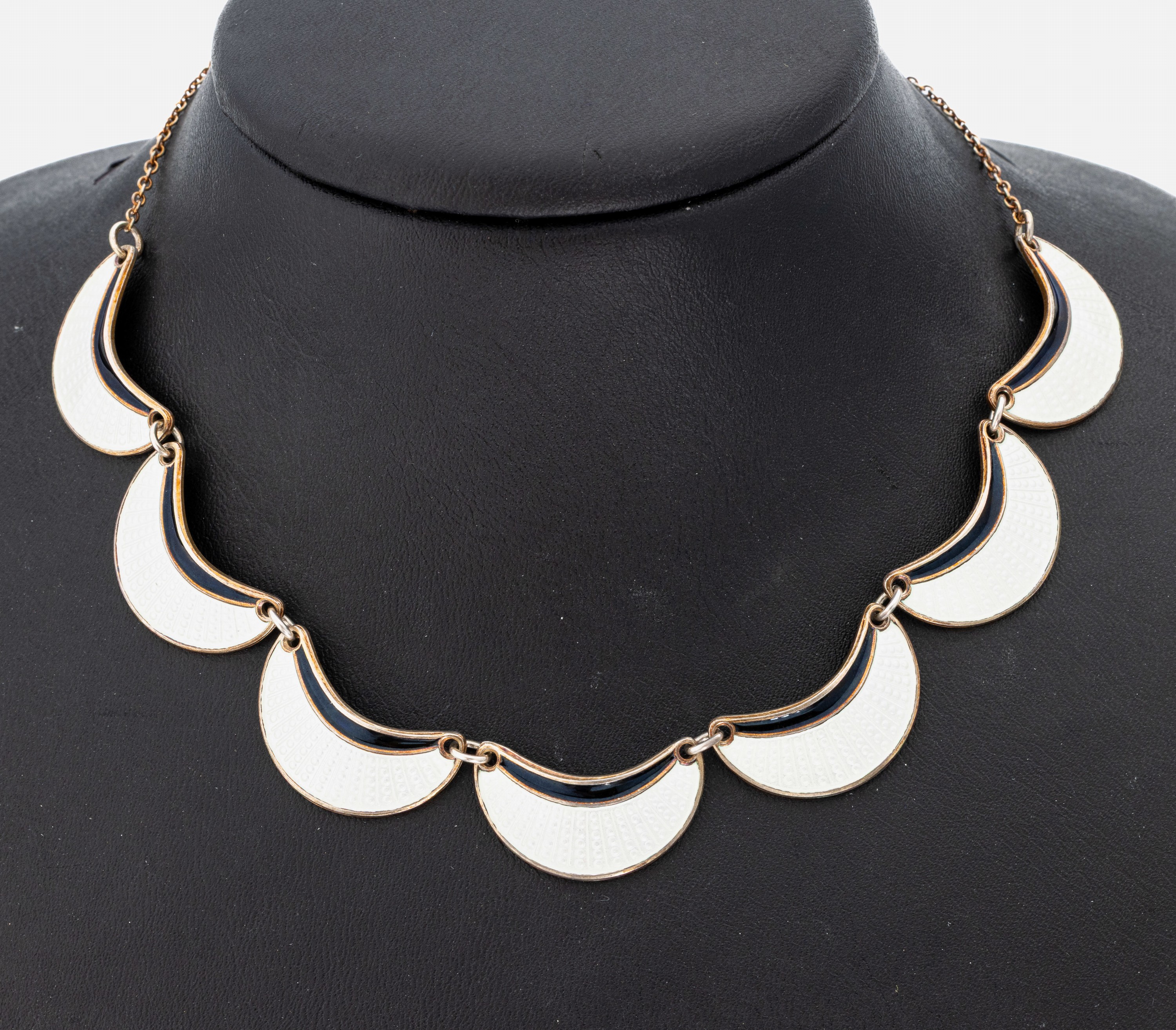 Image 27042150 - Email-Collier, Norwegen, 1950er-60er Jahre, 925er Silber verg., Mittelteil aus 7 ...