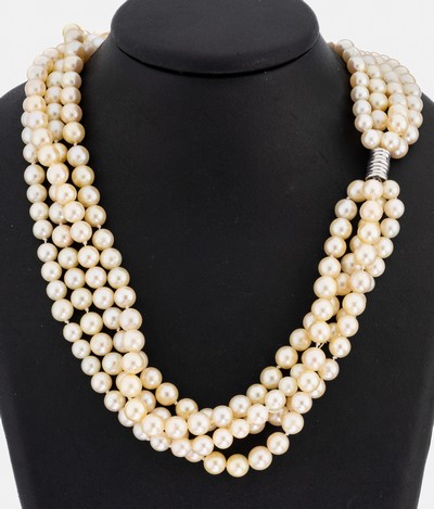 Image Zuchtperl-Collier, 4-rhg. Akoyazuchtperlen,D. ca. 7.5-7.8 mm, L. ca. 52 cm, ...