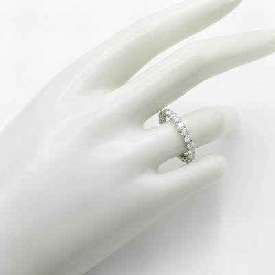 27042214b - Memoryring mit Brillanten, WG 750/000, 24 Brill. zus. ca. 2.00 ct feines Weiß /si, RW ...