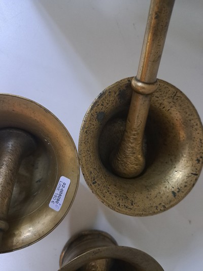 27042321d - 3 Mörser, norddeutsch o. niederländisch, 17. und 18.Jh., Bronze, Gebrauchsmörser, 1x ...