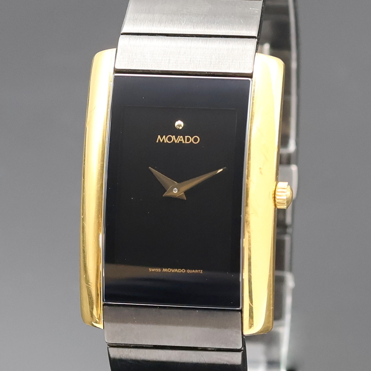 Detail a: MOVADO Museumswatch Referenz 87 c1 420.2, quarz, Schweiz 1990er Jahre, verg. Metallgeh. inkl. geschw. Gliederband m. dopp. Faltschl., Edelstahlboden ...