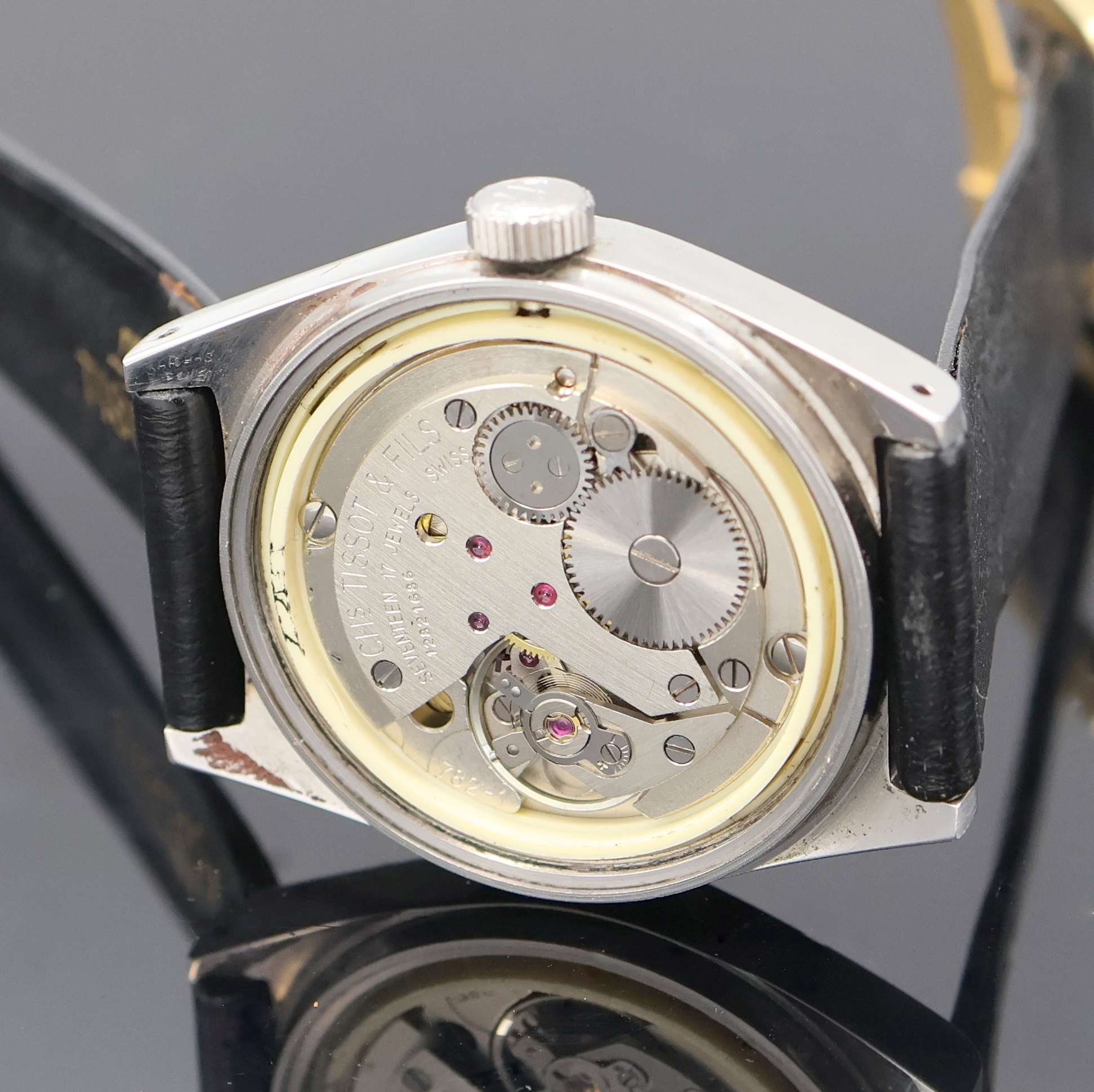 Detail i: TISSOT 2 Armbanduhren, beide Schweiz 1960/70er Jahre, Handaufzug, Edelstahlgeh. mit verschr. Böden, 1 x Model Seastar, silb. Zifferbl. m. aufges. ...