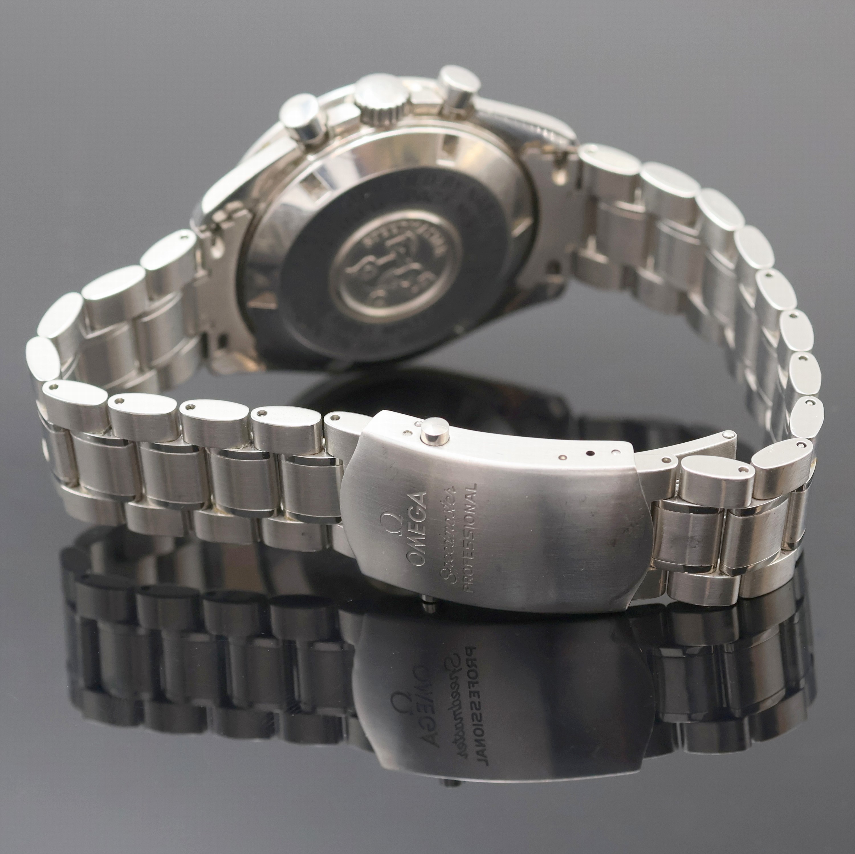 Detail c: OMEGA Speedmaster Professional Armbandchronograph Referenz 1450022/3450022, Schweiz um 1995, Handaufzug, Edelstahlgeh. inkl. orig. Gliederband m. ...