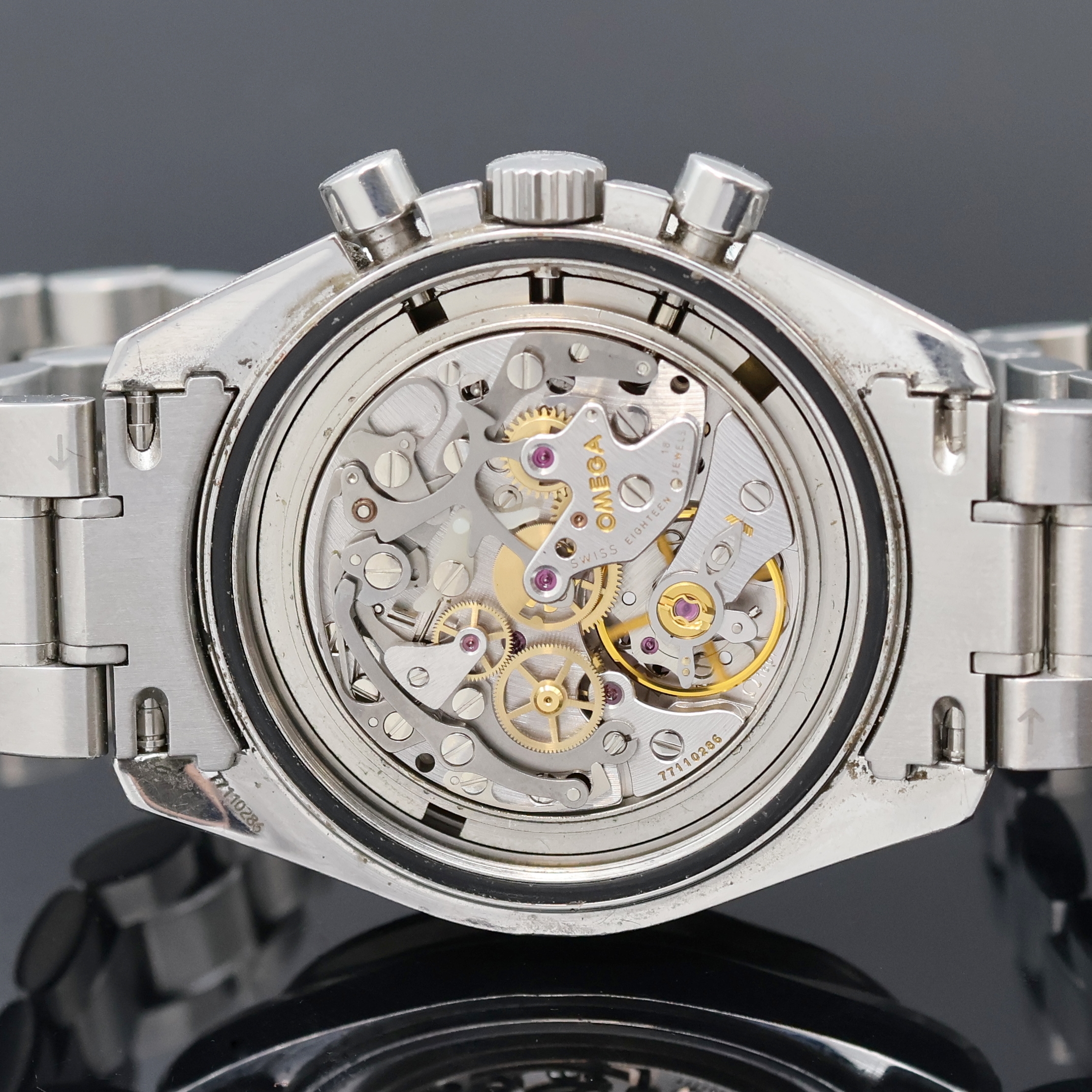 Detail f: OMEGA Speedmaster Professional Armbandchronograph Referenz 1450022/3450022, Schweiz um 1995, Handaufzug, Edelstahlgeh. inkl. orig. Gliederband m. ...