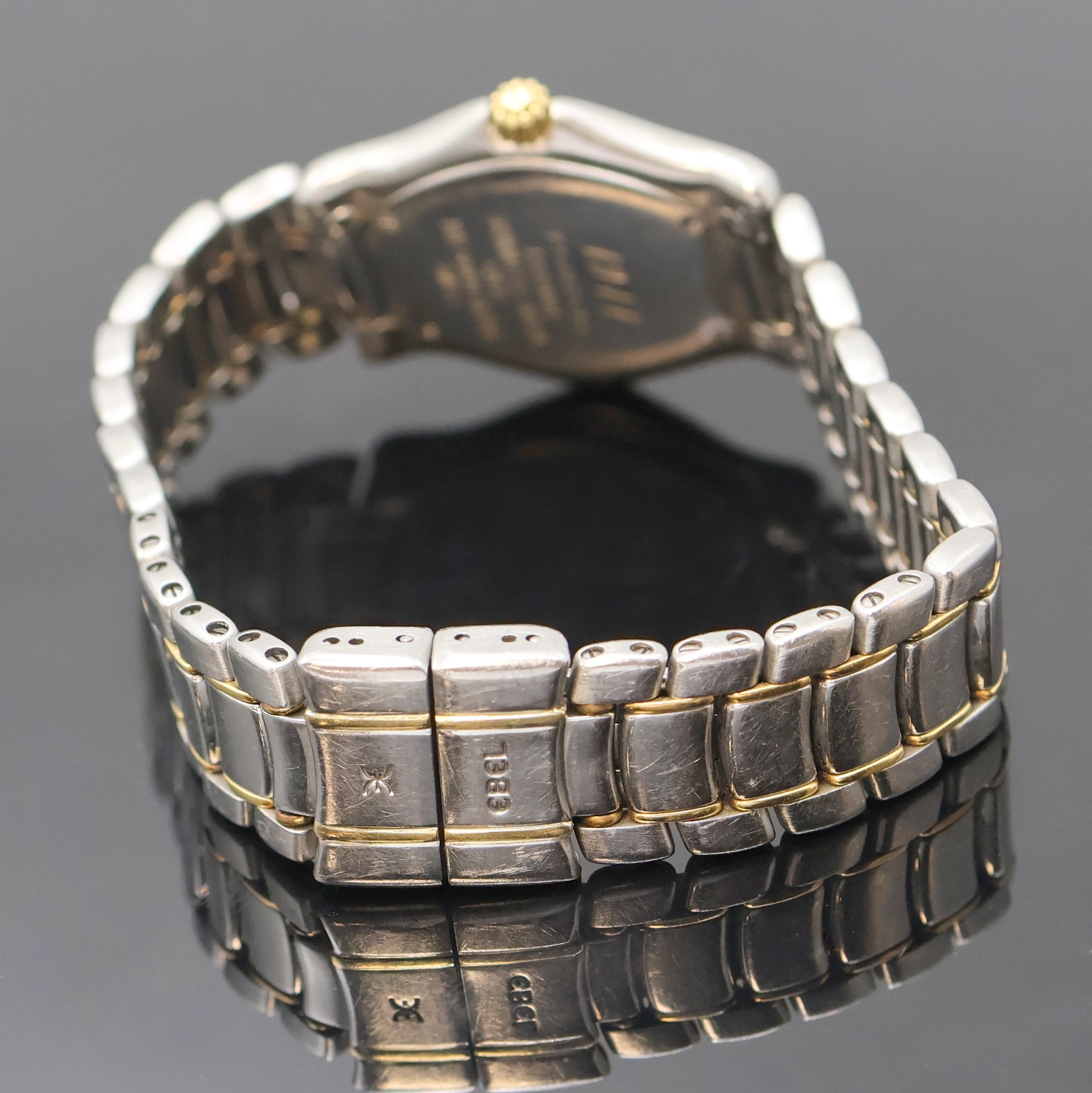 Detail c: EBEL 1911 Damenarmbanduhr in Stahl/Gold Referenz 188901, Schweiz um 1995, quarz, Boden 4-fach verschr., orig. Gliederband m. Faltschl., 5-fach ...